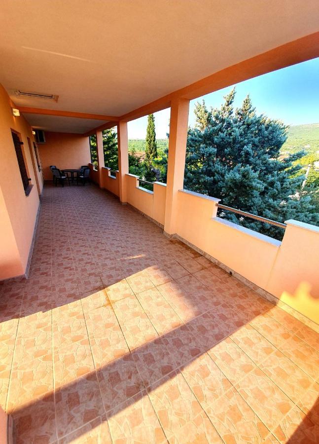 Apartmani Desnica Krusevo  Exterior photo