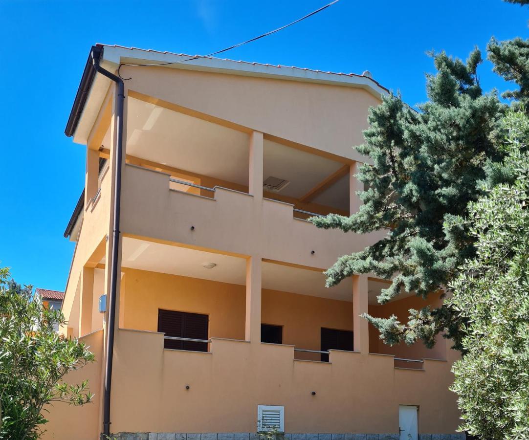 Apartmani Desnica Krusevo  Exterior photo